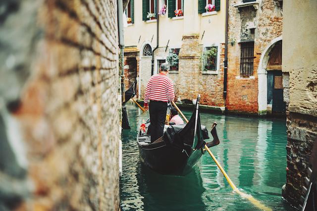 Explore Venice in a Rental Car