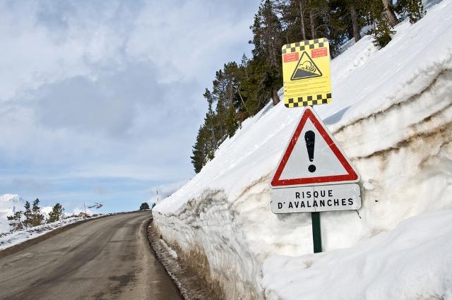 Stop and go signs -  France