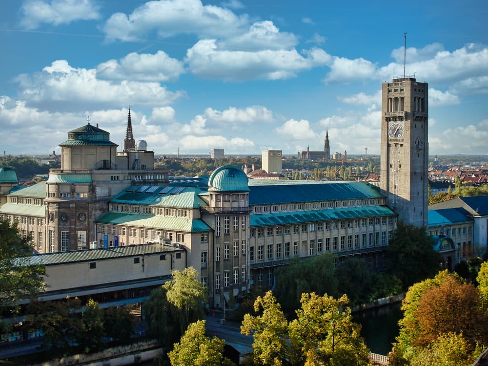 deutsches-museum-munich-germany