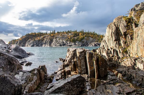 lake superior shore rocks